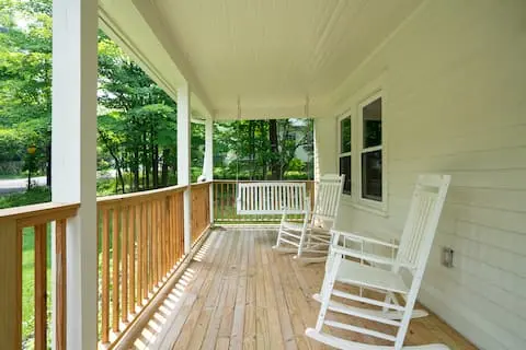 Photo 3 of 7 of Historic Home Village