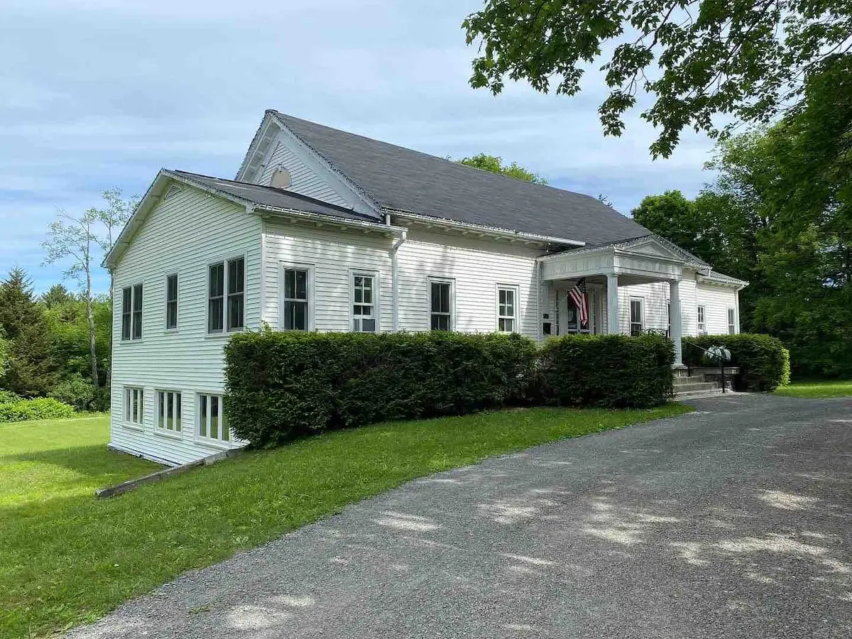 Photo 4 of 5 of 1803 Fam. Mt. School House W/game Room & Hot Tub