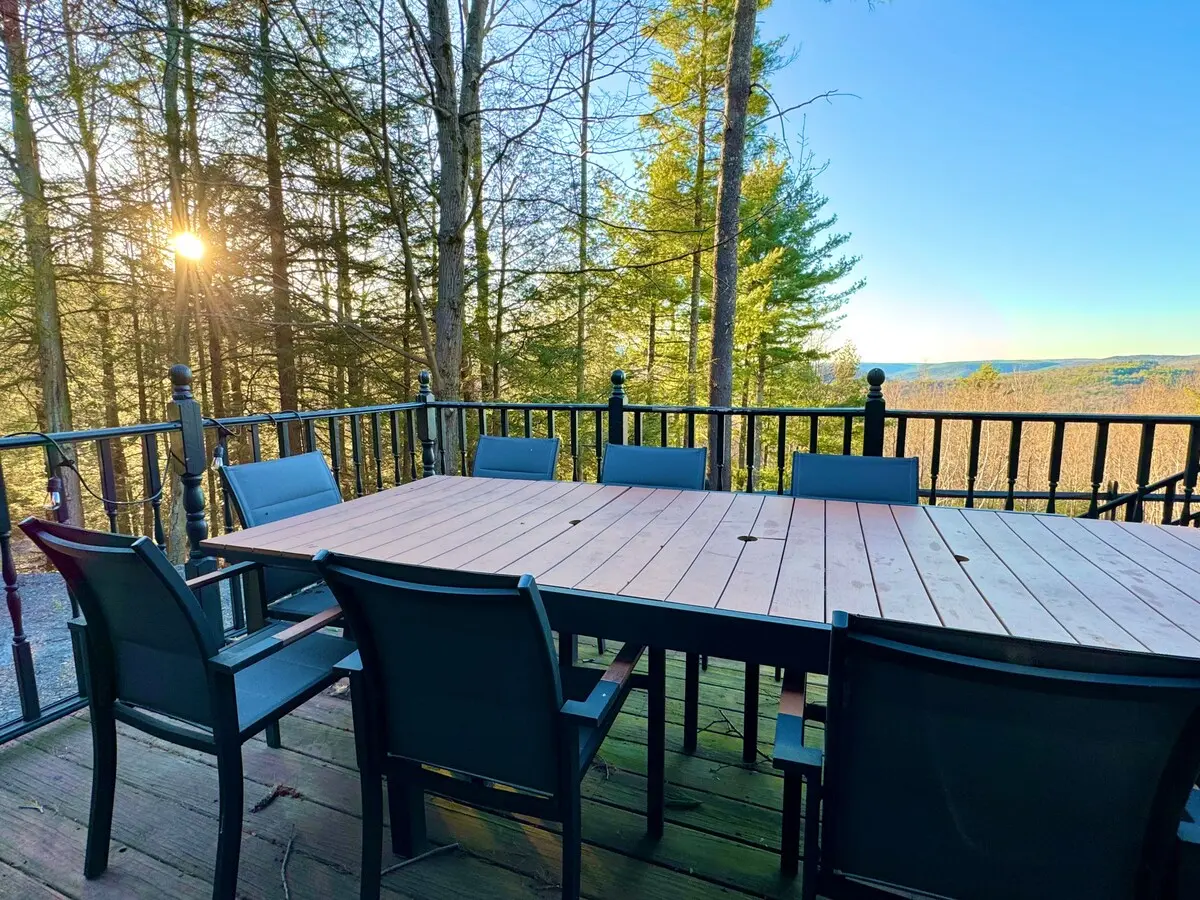 Photo 7 of 7 of Valley View Chalet: Ac, Hot Tub, Firepit, Games