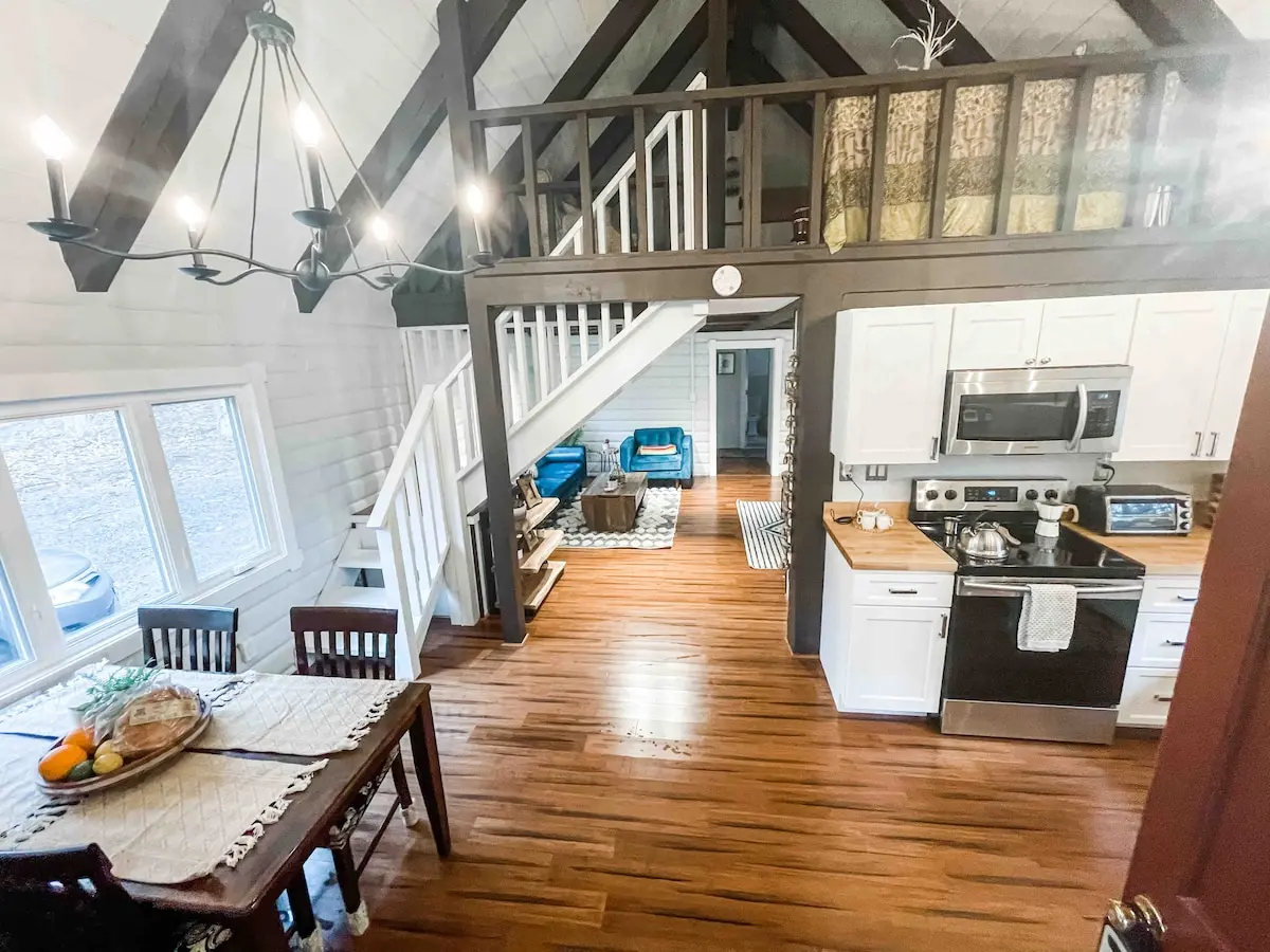 Photo 3 of 5 of Modern Cabin