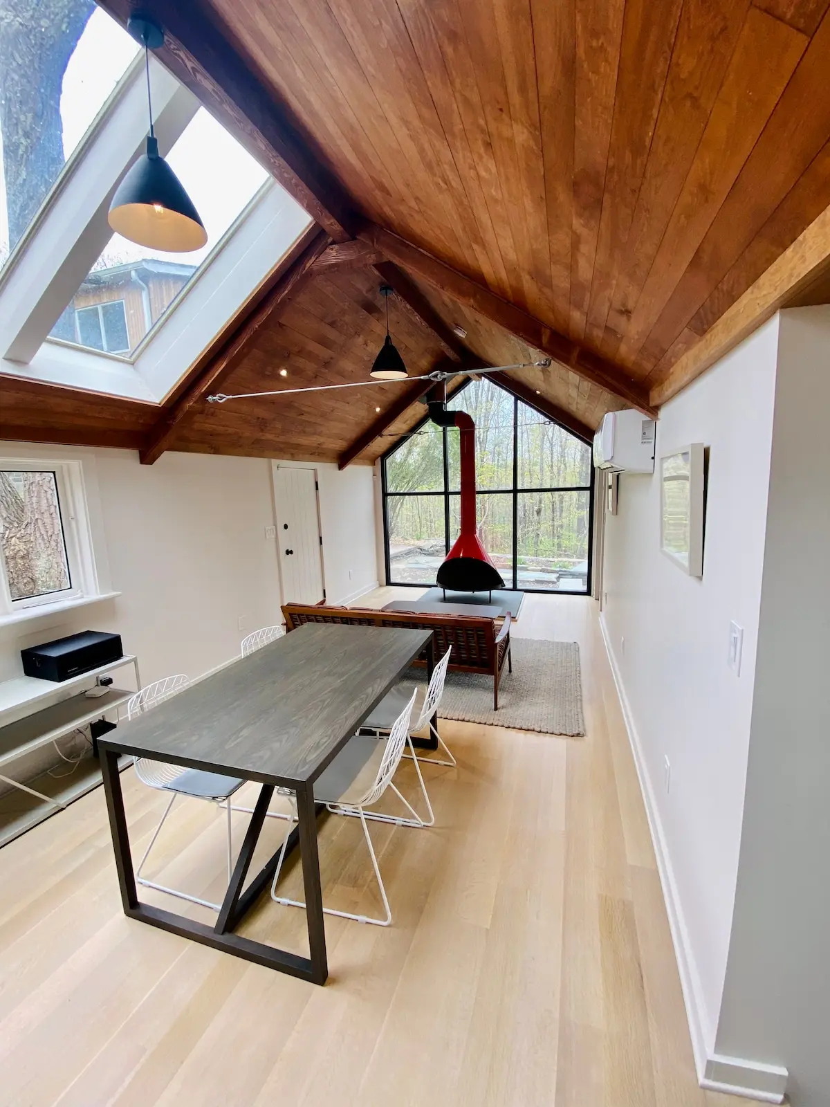 Photo 4 of 5 of Beautifully Renovated Woodstock Cottage