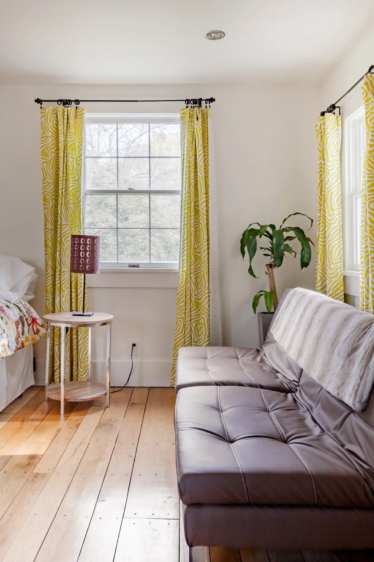 Photo 7 of 7 of The 1772 Lefevre Stonehouse Suite