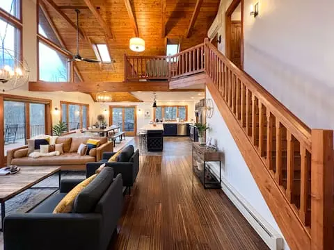 Photo 3 of 7 of Gorgeous Lodge