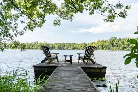 Photo 3 of 7 of Lakeside Cottage: Boulder's Bluff