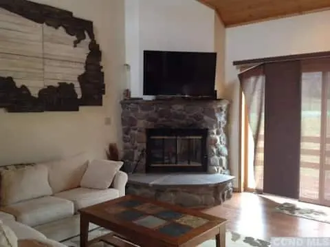 Photo 5 of 7 of Townhouse. Base of Mountain