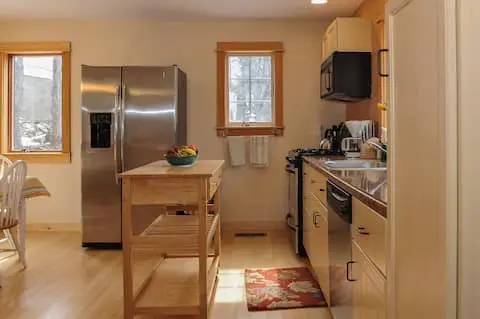 Photo 2 of 7 of The Hickory Cottage