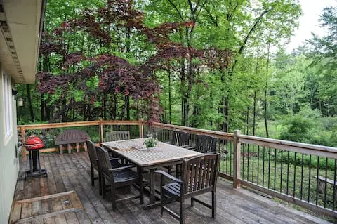 Photo 5 of 7 of The Hickory Cottage