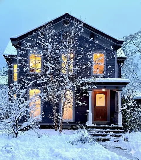 Photo 3 of 7 of Antique Uptown Charmer W/ Five-Star Modern Kitchen