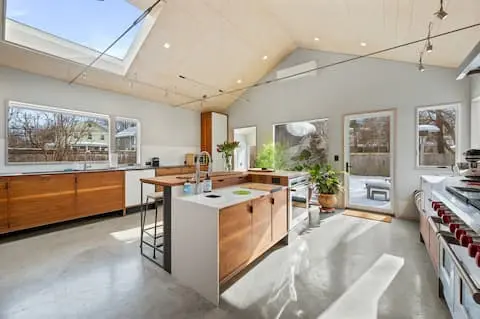 Photo 4 of 7 of Antique Uptown Charmer W/ Five-Star Modern Kitchen