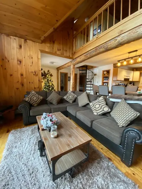 Photo 4 of 7 of The Cabin