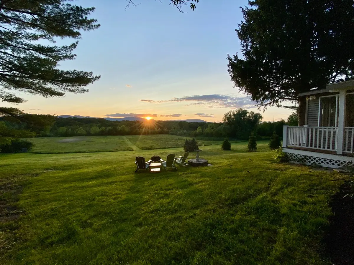 Photo 6 of 7 of Mountain-view, Farmhouse Escape