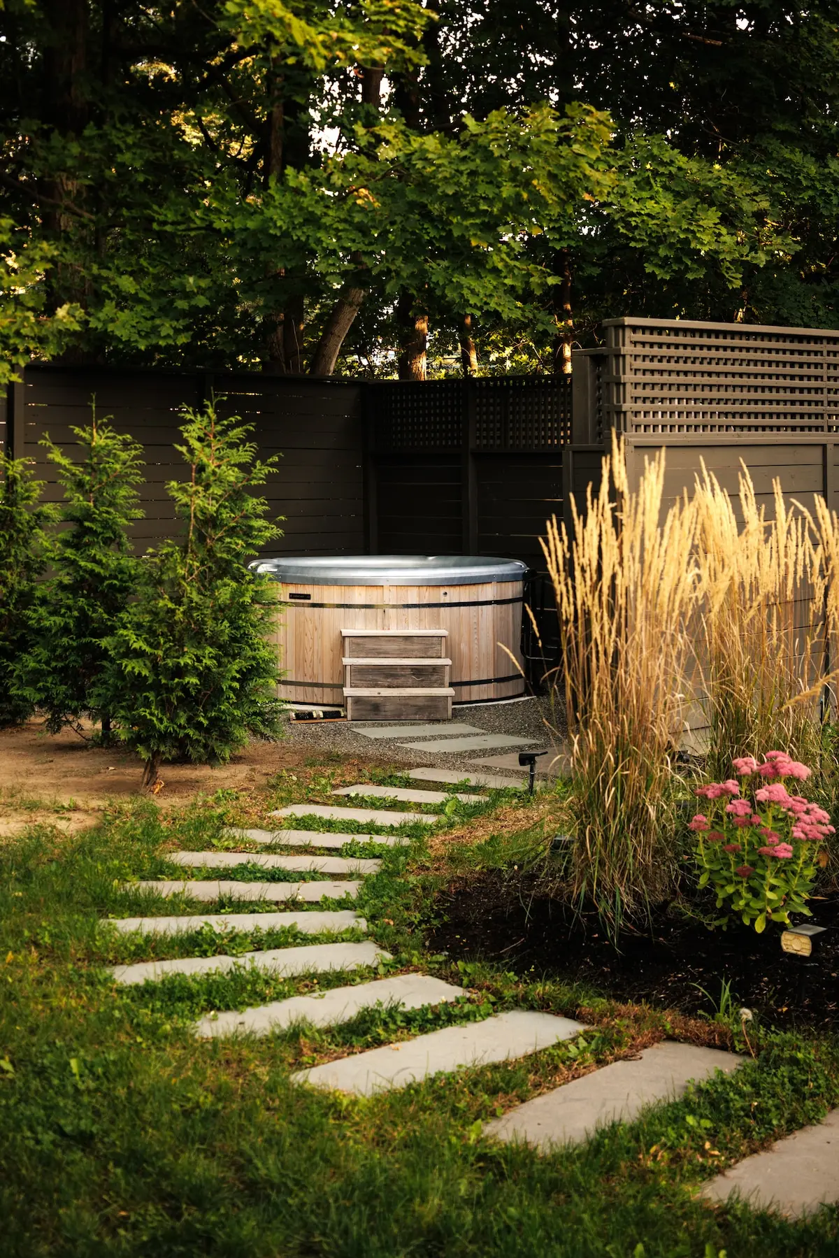 Photo 7 of 7 of Serene Estate: Heated Pool, Tennis, Sauna, Hot Tub