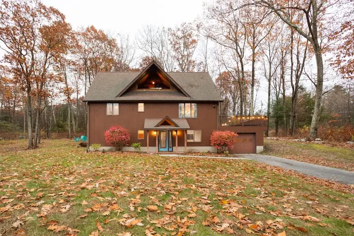 Photo 1 of 7 of Spacious & Private