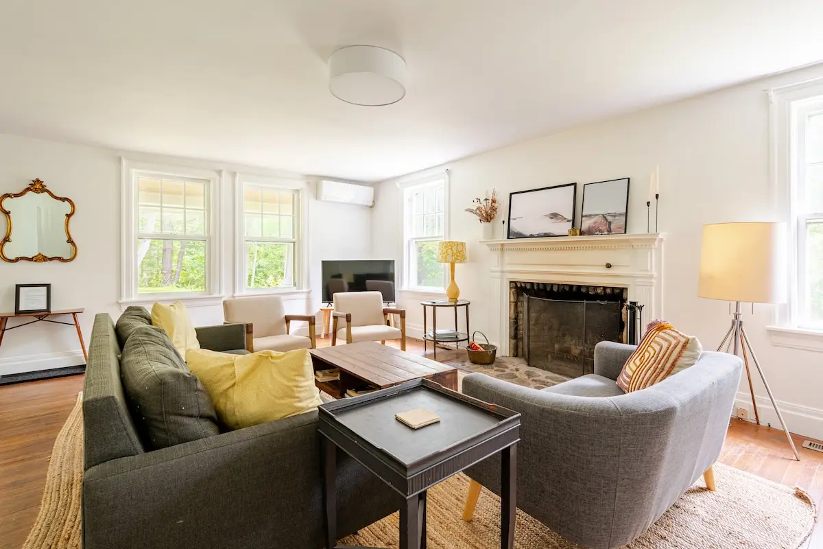 Photo 6 of 7 of Spacious Creekside Home in on 7.6 Acres