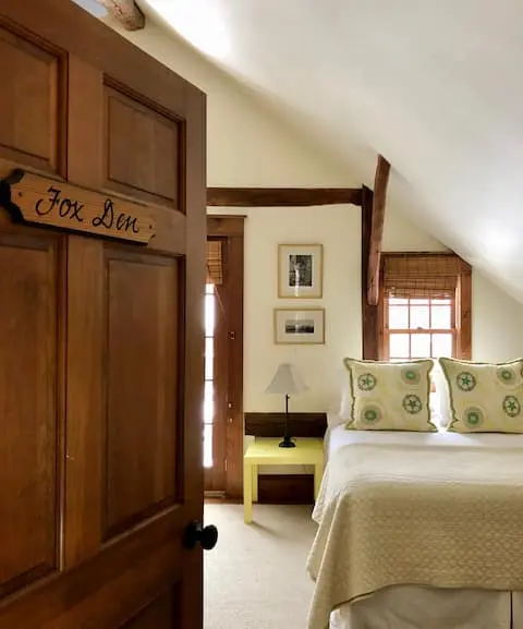 Photo 4 of 7 of Rustic and Elegant Converted Barn