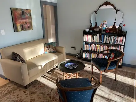 Photo 2 of 7 of Beautiful 3-Bedroom Home