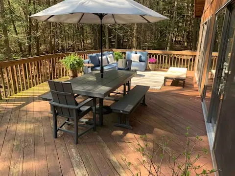 Photo 2 of 7 of Hideaway Haven