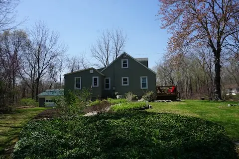 Photo 3 of 7 of Cardinal Cottage