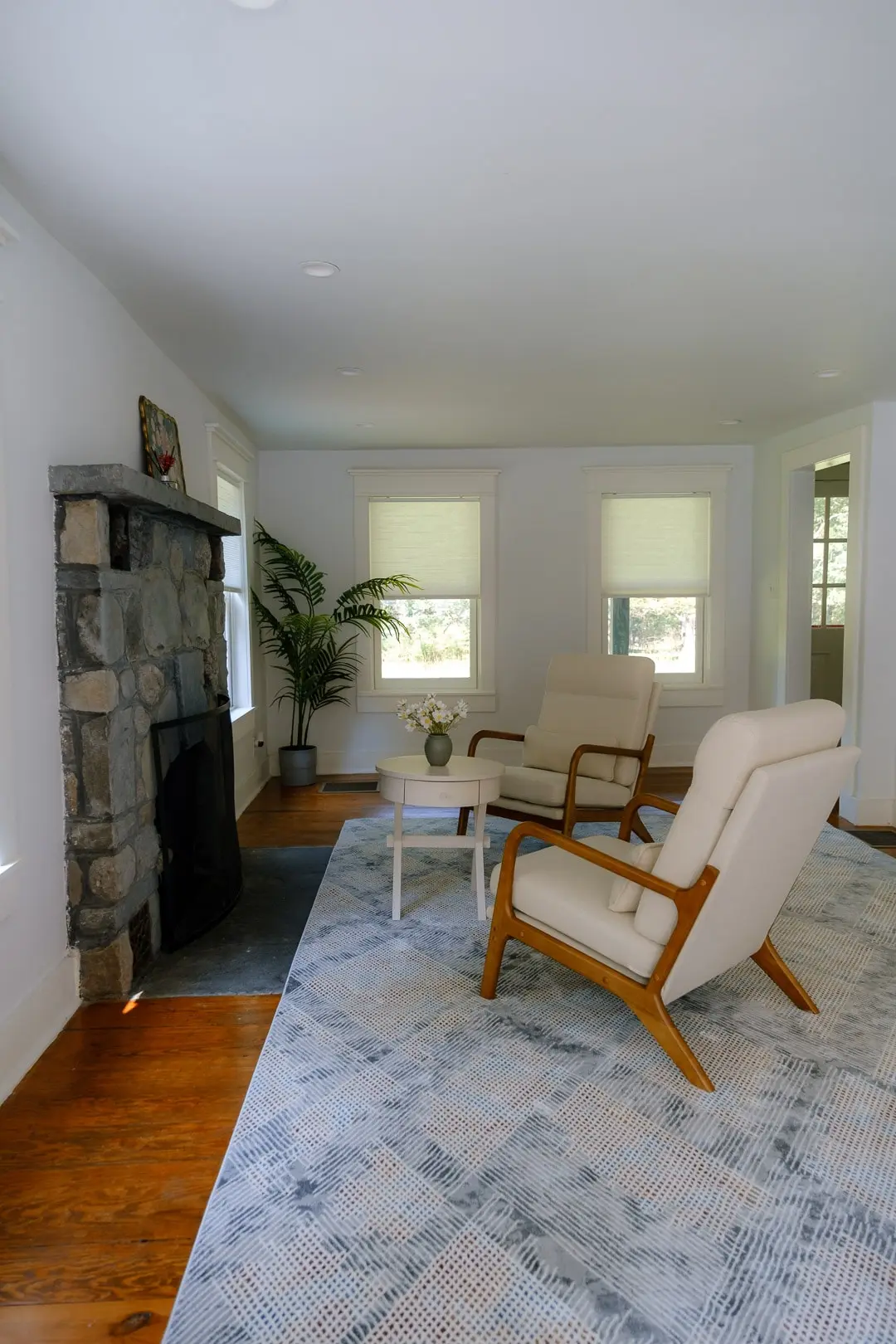 Photo 7 of 7 of Rustic Hudson Hideaway