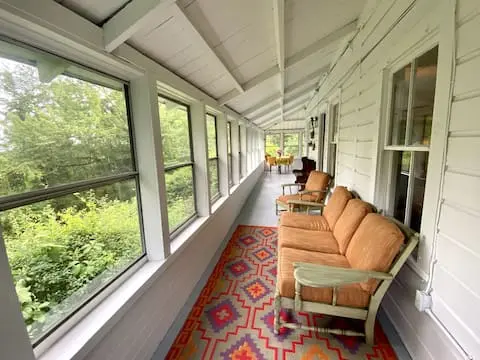 Photo 5 of 7 of Cozy 1920 3 Bdrm Farmhouse