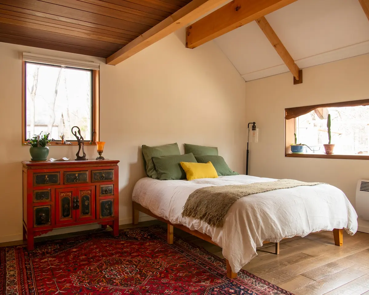 Photo 4 of 4 of Stone Temple Cottage