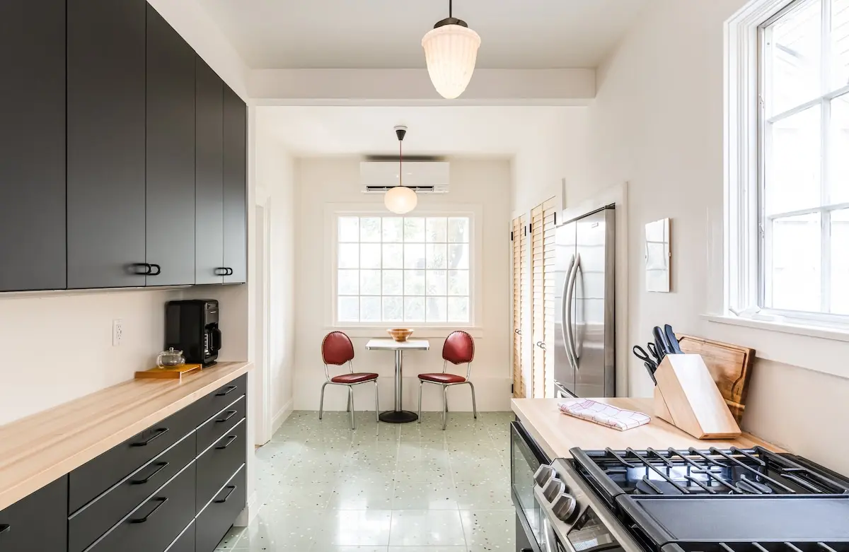 Photo 4 of 7 of Elegant Townhouse