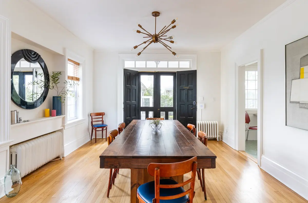 Photo 5 of 7 of Elegant Townhouse