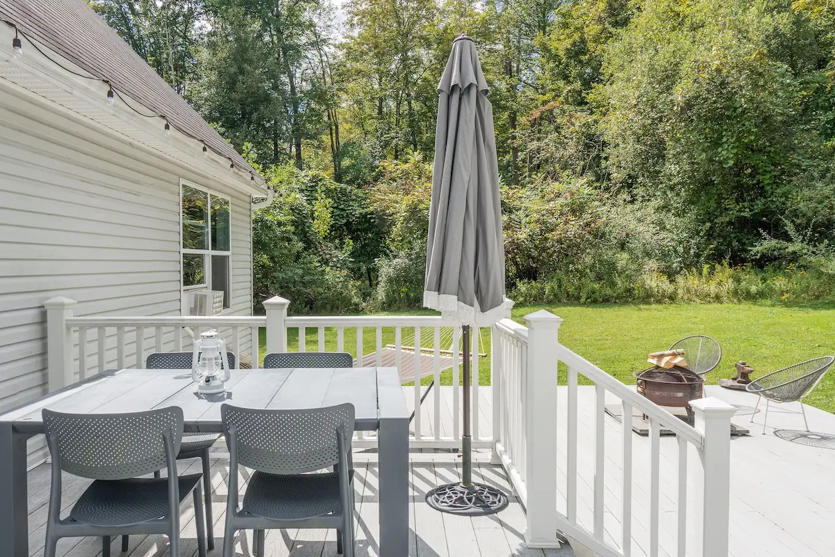 Photo 4 of 5 of Olive Star Cottage & Garden (pet Friendly)