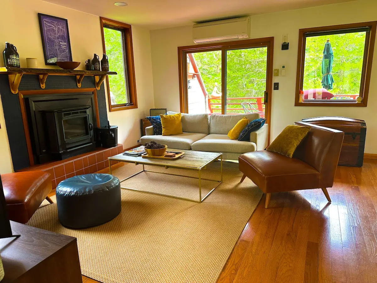 Photo 3 of 7 of Private Lake Front Chalet Great For Families