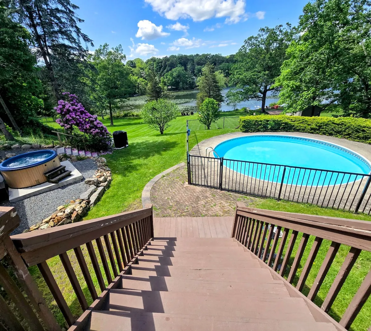 Photo 3 of 7 of Lakefront Home