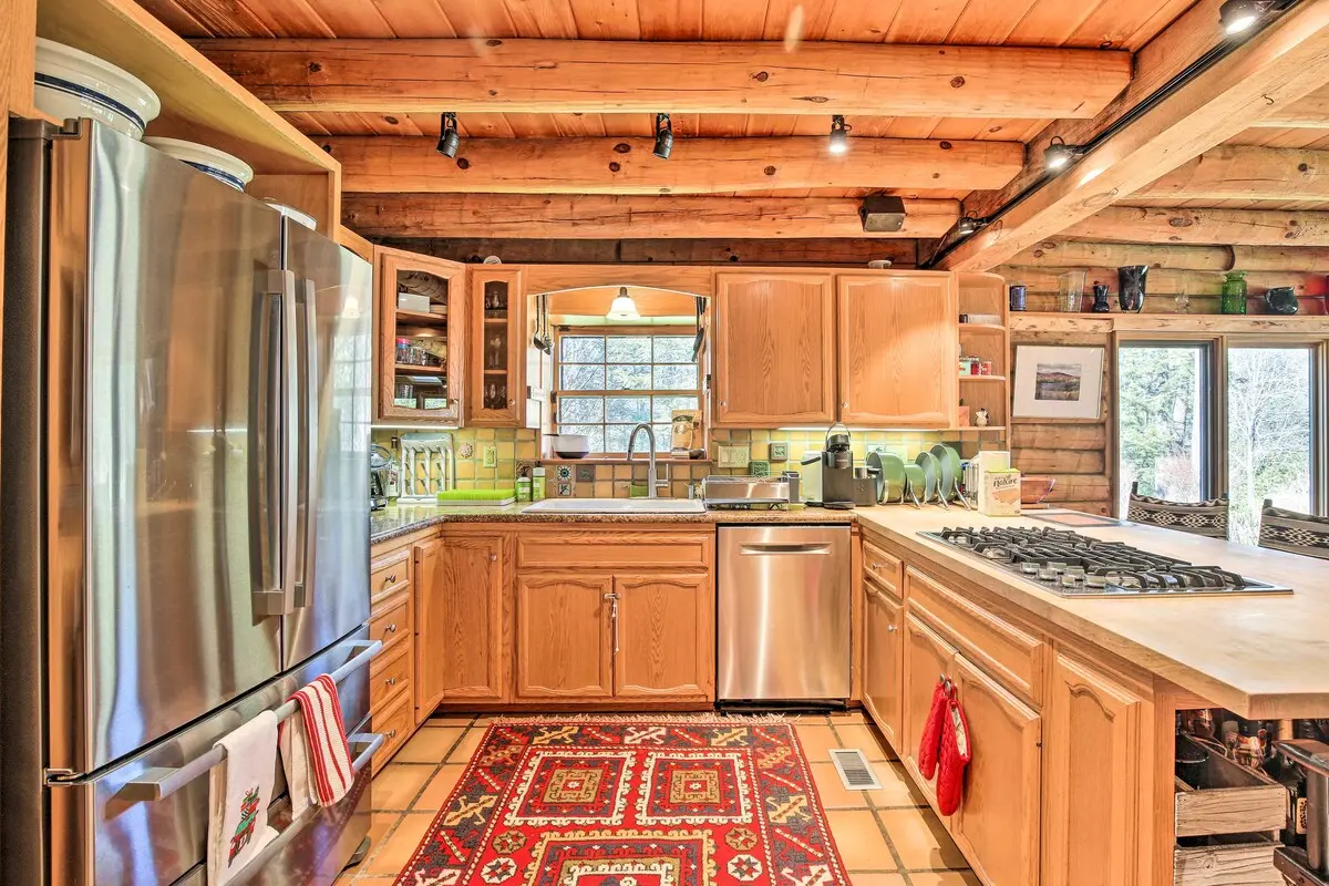 Photo 6 of 7 of Vacation Rental