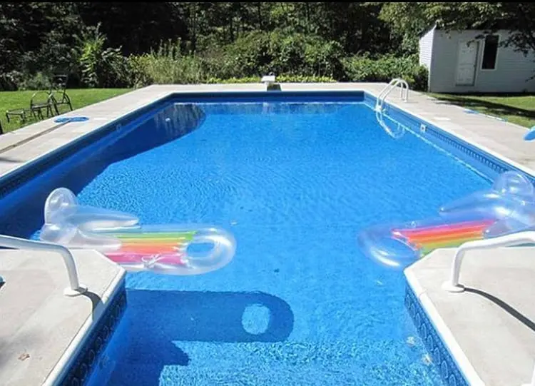Photo 3 of 7 of Poolside Modern Home with Four Bedrooms