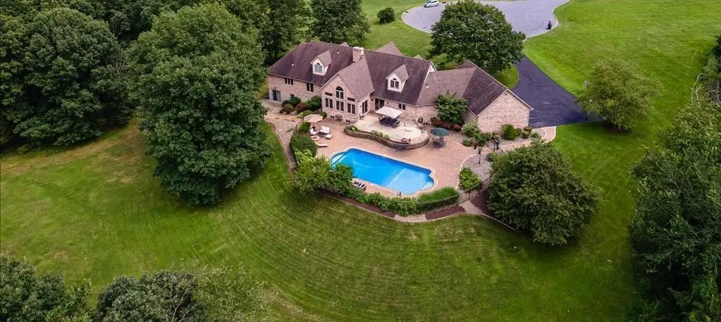 Photo 3 of 7 of The Mansion