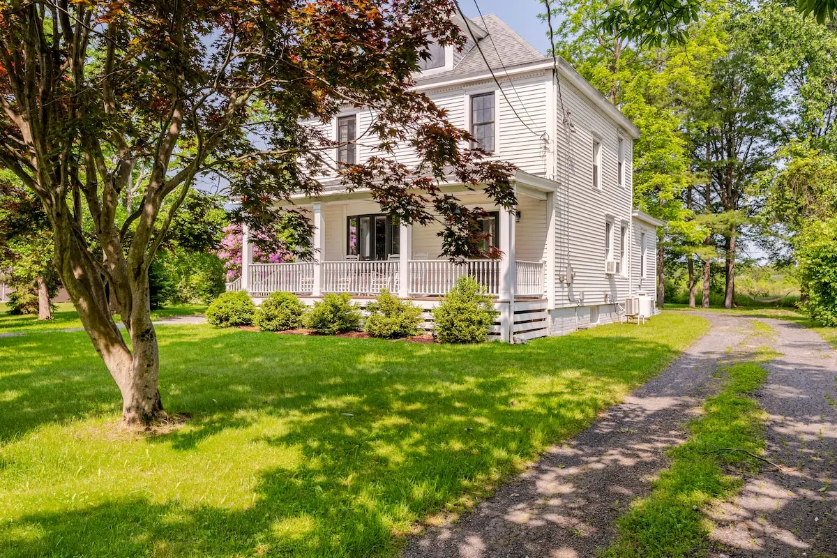 Photo 3 of 5 of Farmhouse Country Escape