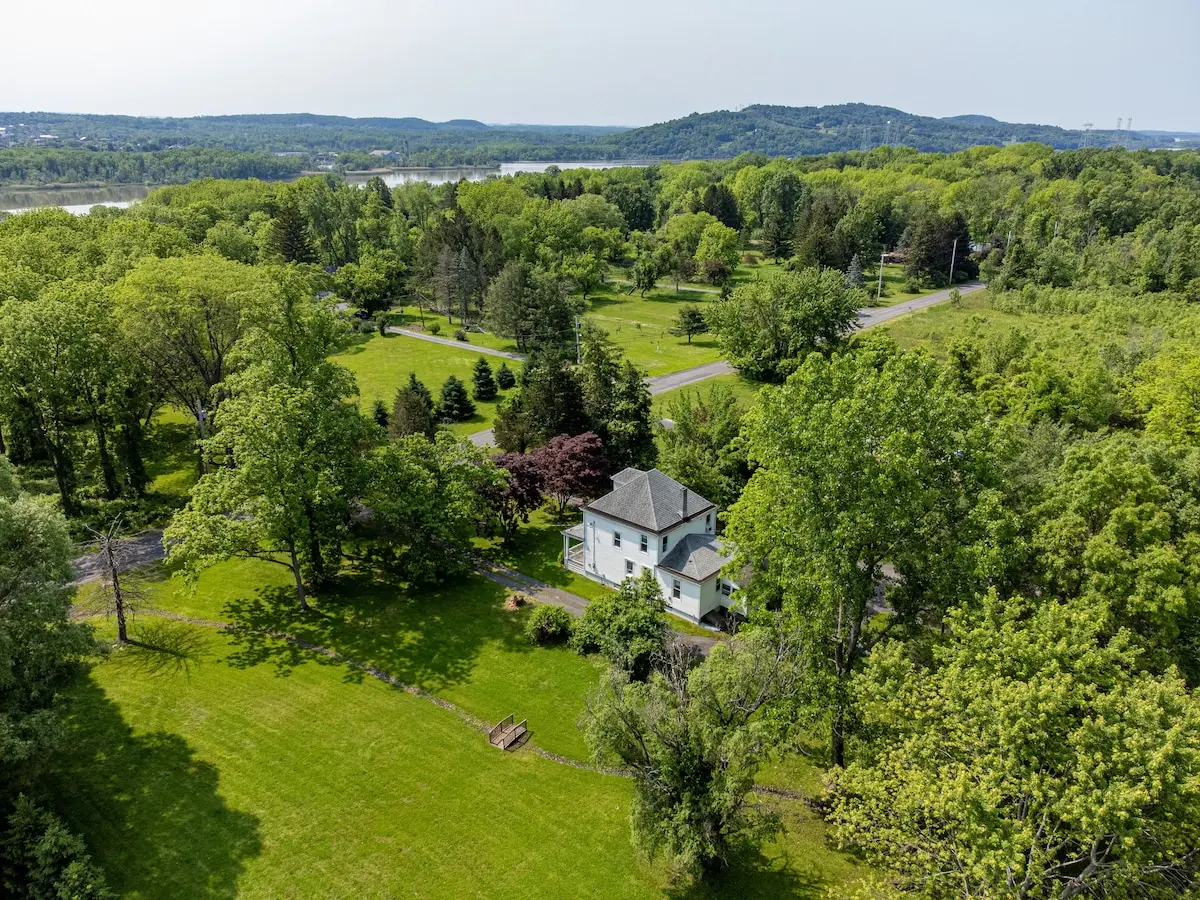 Photo 1 of 5 of Farmhouse Country Escape