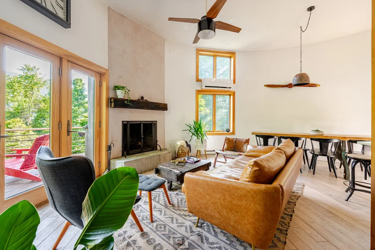 Photo 2 of 5 of Cozy Silo Home with Mountain Views