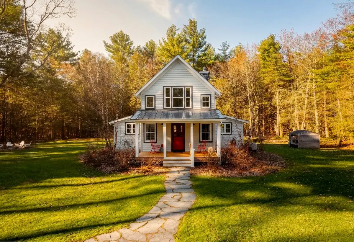 Photo 2 of 5 of Modern Farmhouse & Pond