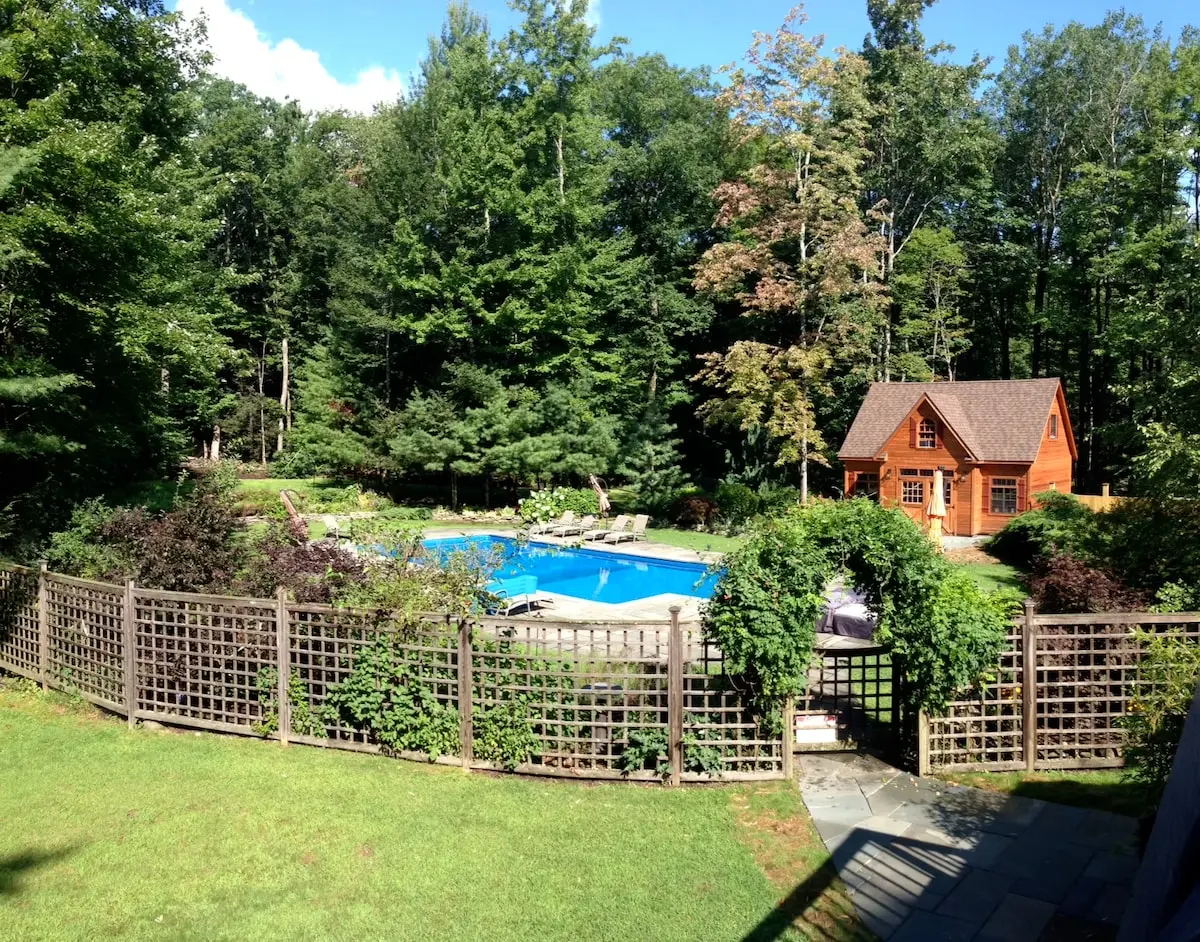 Photo 1 of 7 of Escape: Pool