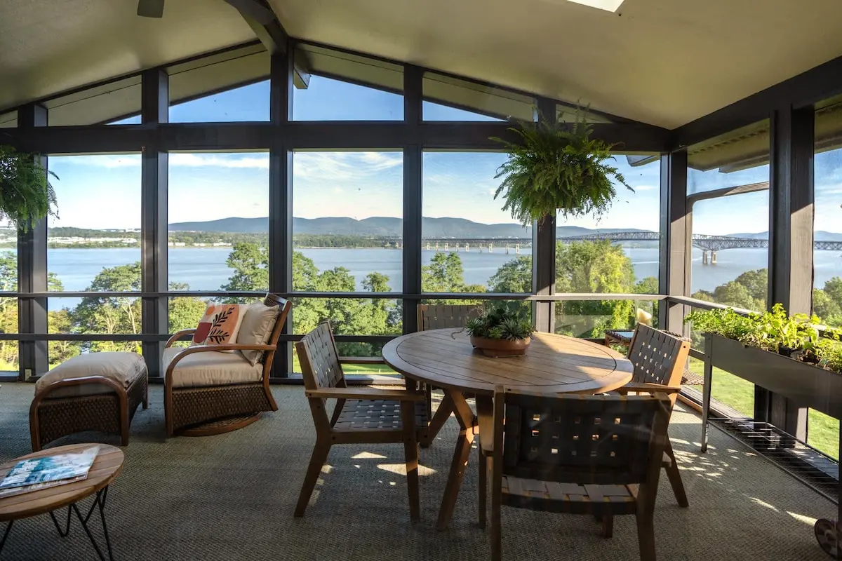 Photo 3 of 5 of Riverfront Mid-Century House