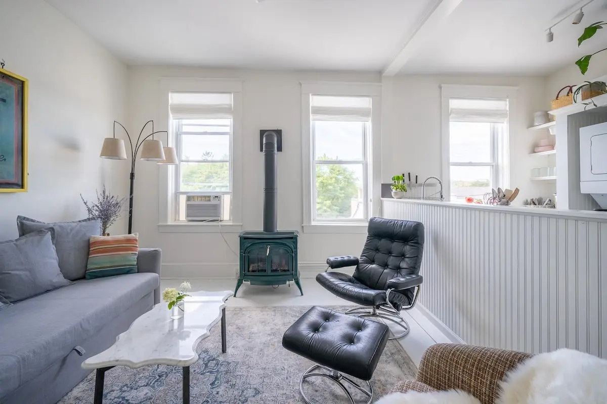 Photo 1 of 3 of Romantic Warren St Penthouse W/catskill Mtn Views