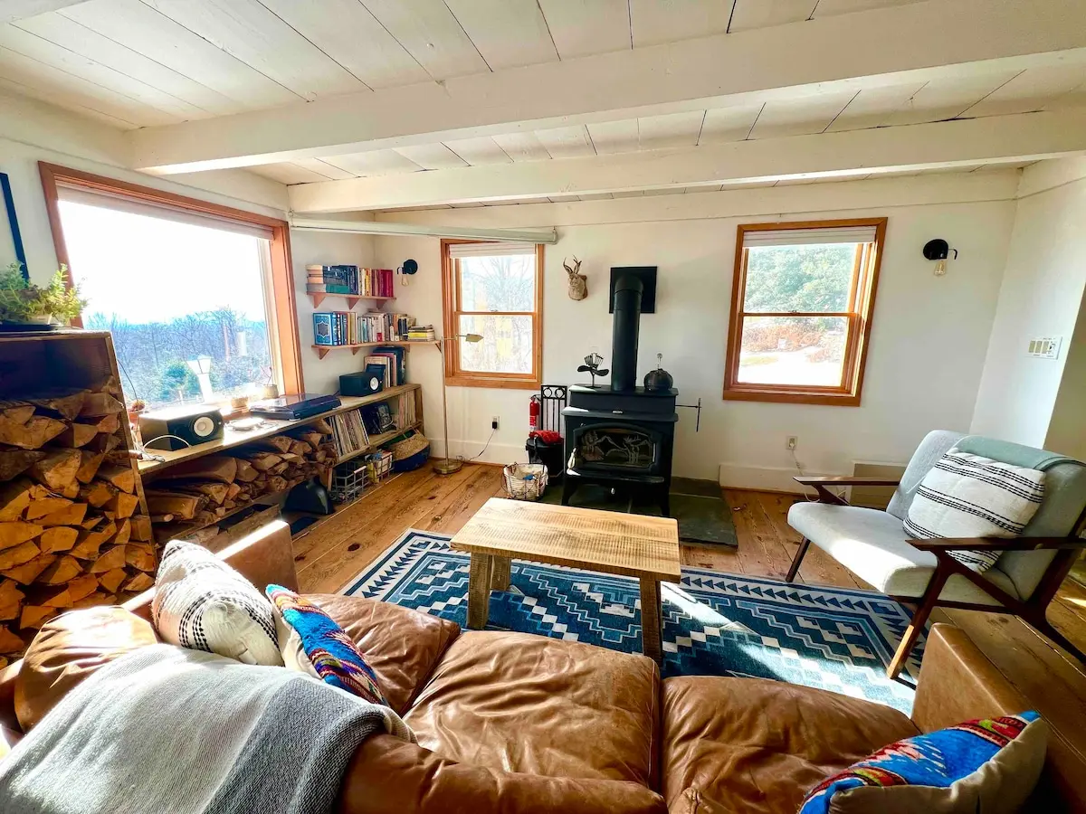 Photo 3 of 3 of Coywolf Point Farmhouse