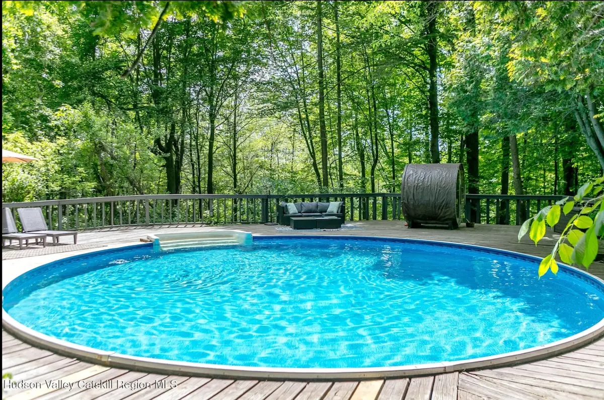 Photo 1 of 5 of Private Cabin