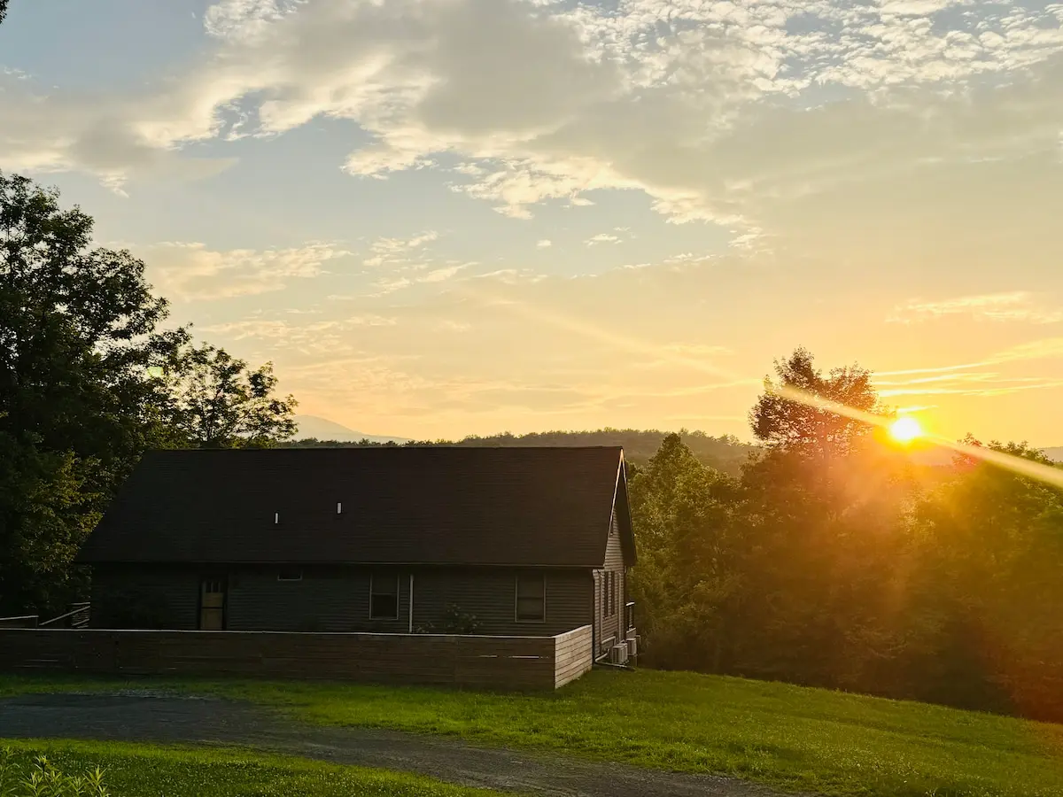 Photo 1 of 4 of Secluded, Modern Cabin Escape