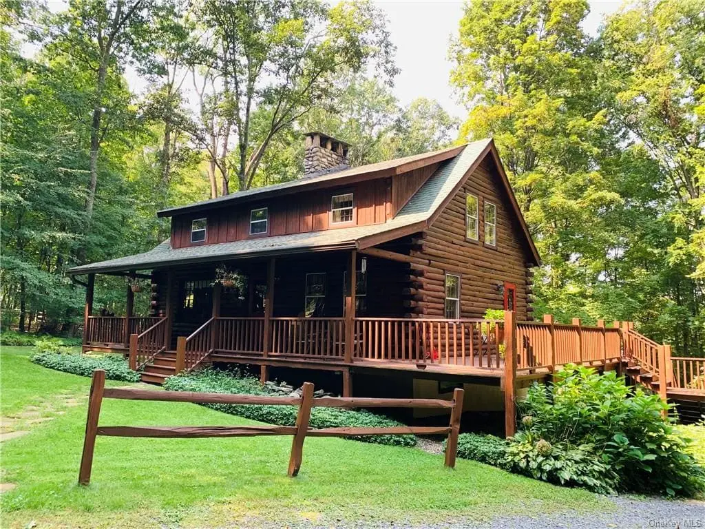 Photo 2 of 7 of Cozy Cabin Getaway