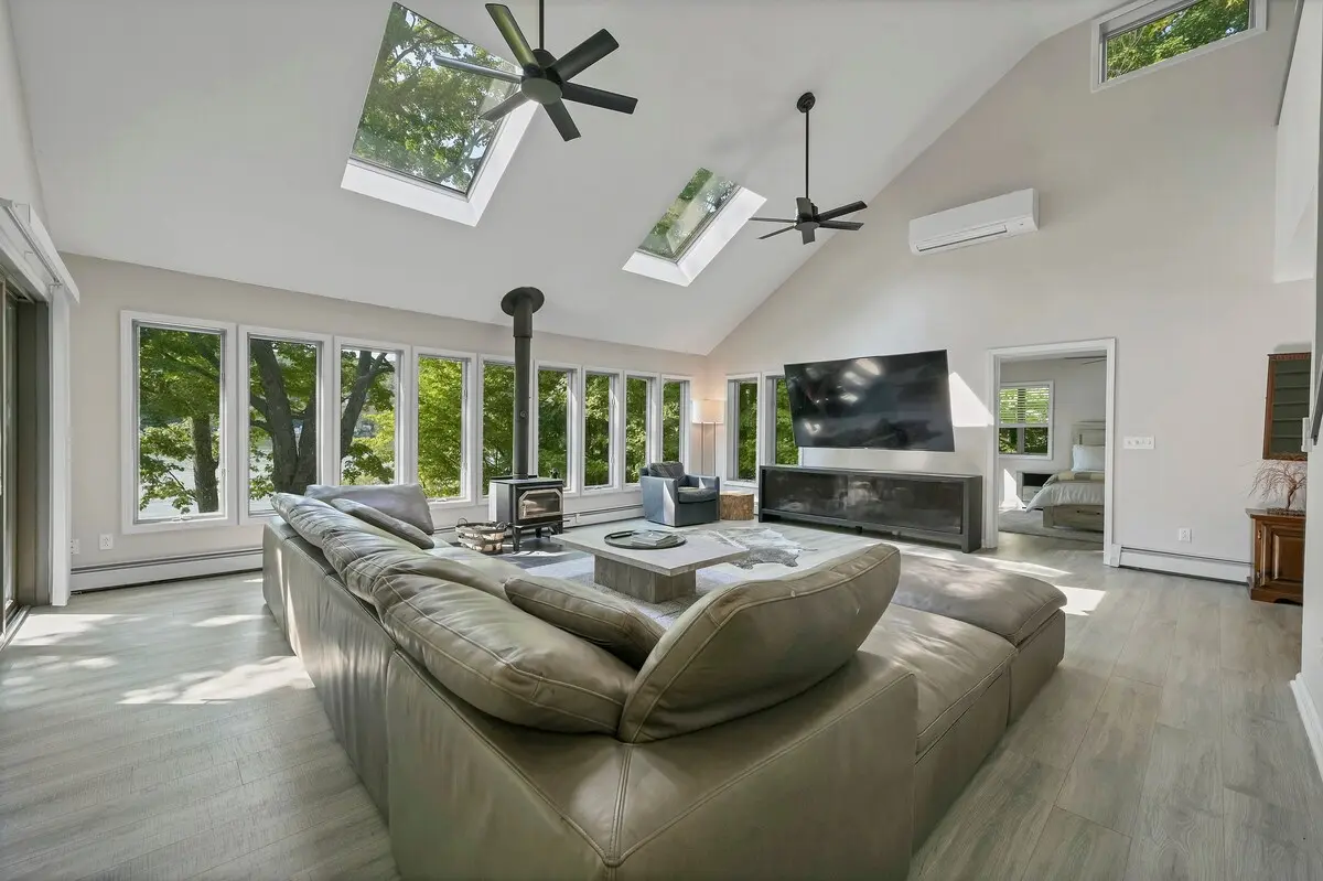 Photo 3 of 5 of Lakefront Home with Hot Tub and Dock