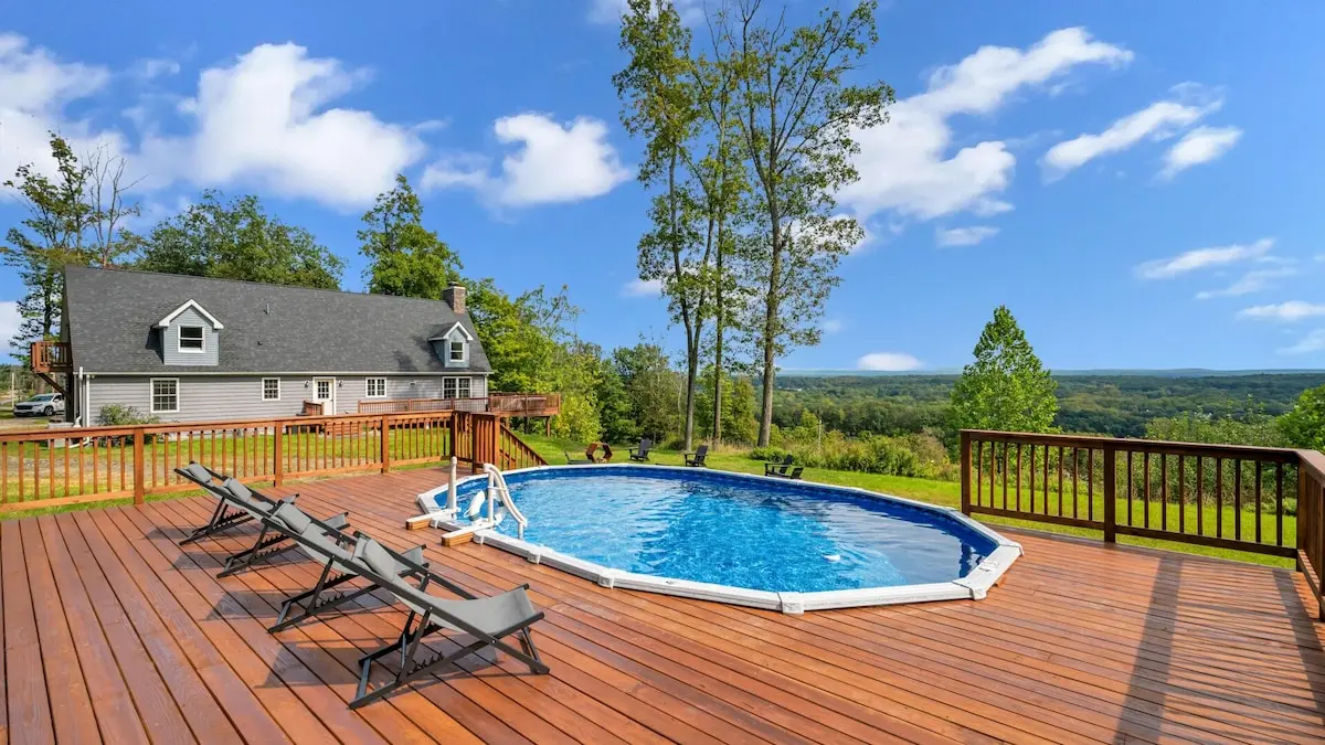 Photo 2 of 5 of /3.5ba:, Fire Pit, Close to Town