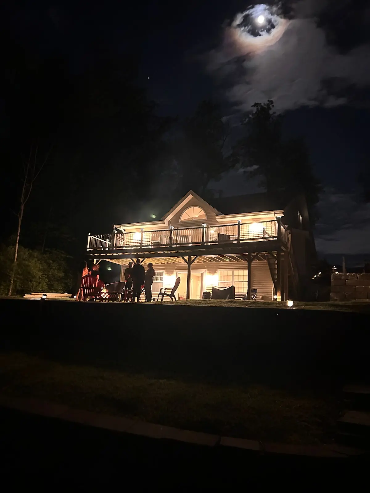 Photo 5 of 5 of All Season Vacation Lakehouse