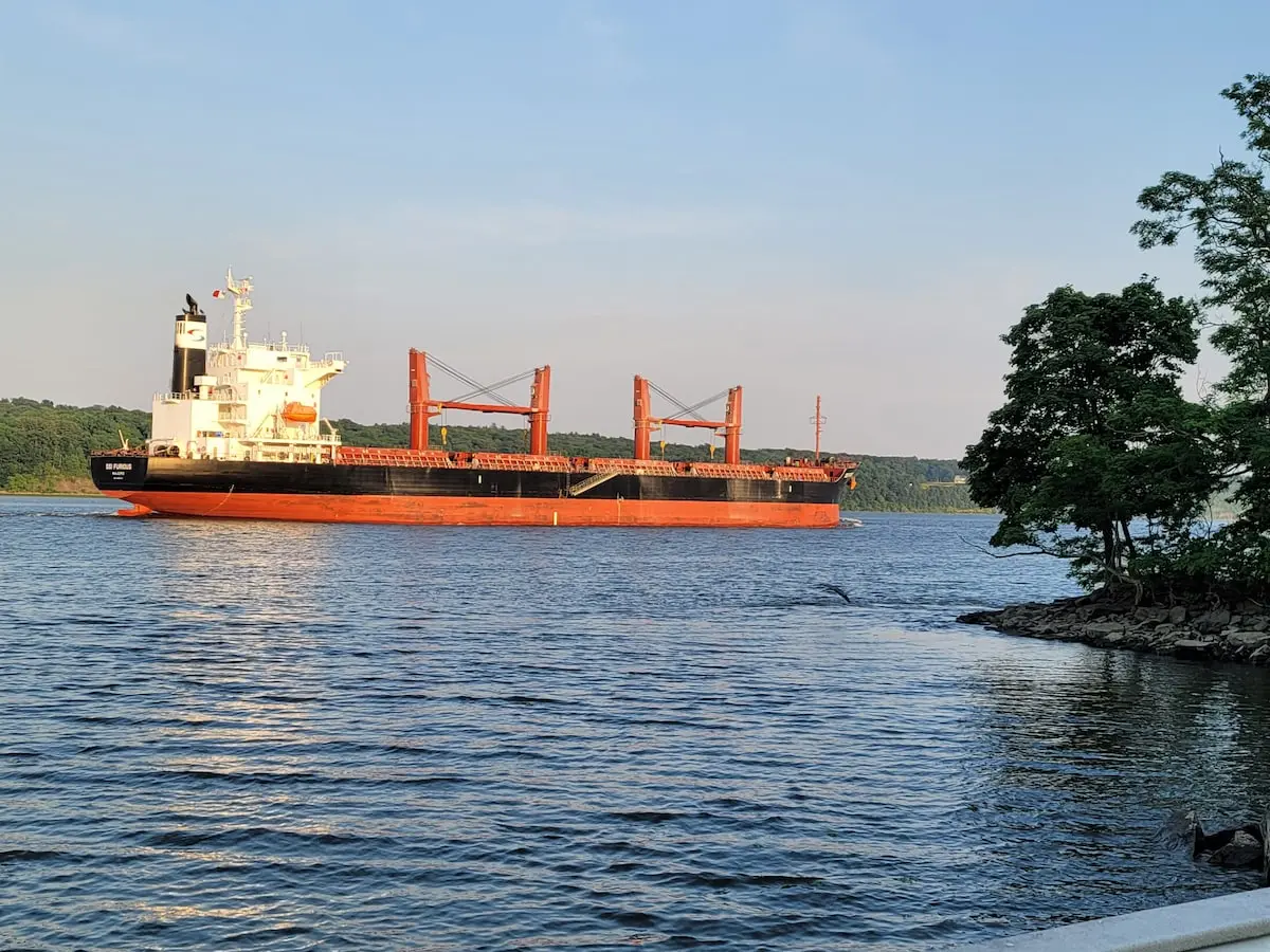 Photo 7 of 7 of Hudson River Waterfrt/hits/spec Views/pool/deck