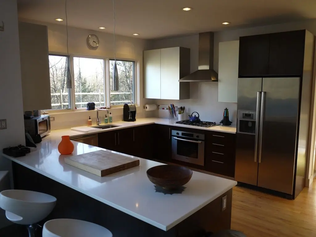 Photo 4 of 4 of Modern House, Pool/spa, Stream, Tree House