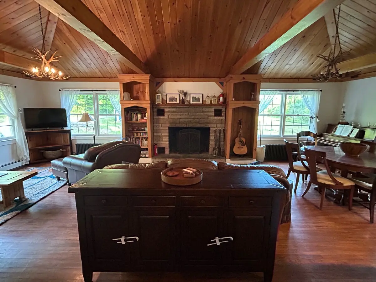 Photo 3 of 5 of Mountainside Farmhouse: 2 Br W/ Loft on 4.3 Acres